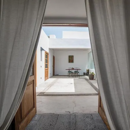 Lightbooking Lanzarote * Haria
