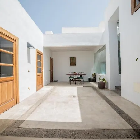 Lightbooking Lanzarote * Haria